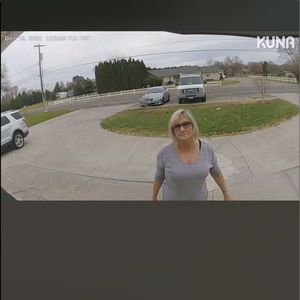 Meet your Posher, Donna